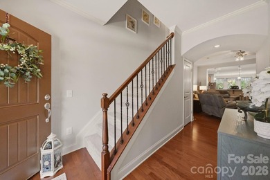 Welcome to this beautifully maintained 3-bedroom, 2.5-bath - photo 4
