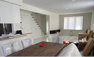 Dyker Heights Location/Independence Avenue. 2 family, 6 room - photo 6