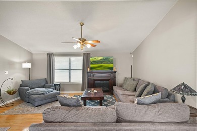 Beautiful corner-lot home located in a quiet, well-established - photo 5
