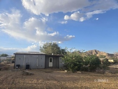 Lake Home Sale Pending in Big Water, Utah