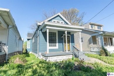 Looking for an amazing home with attention to detail everywhere? - photo 1