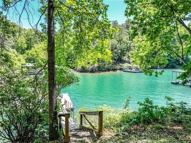 The Keowee Life! Located in Keowee Subdivision, this Lake Keowee - photo 3