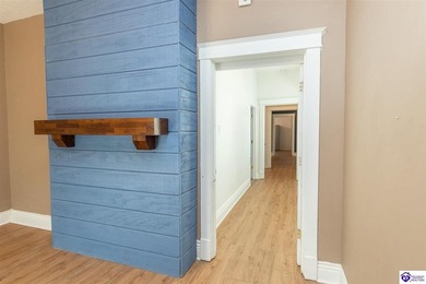 Looking for an amazing home with attention to detail everywhere? - photo 6