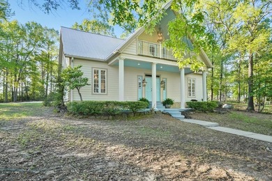 Toledo Bend Lake Home For Sale in Hemphill Texas
