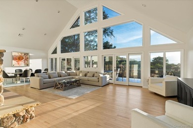 Enjoy Sunsets Galore from This Private Retreat with an Expansive - photo 11