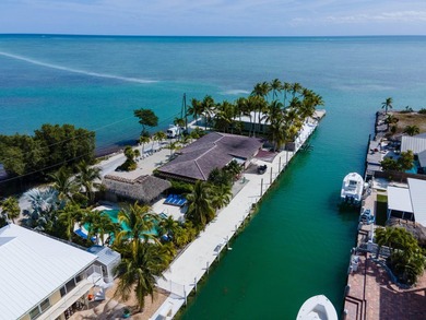 Welcome to your dream waterfront retreat in the heart of the - photo 14