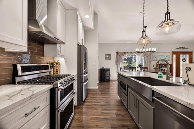 Escape to the mountains in this thoughtfully designed custom - photo 14