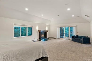 Enjoy Sunsets Galore from This Private Retreat with an Expansive - photo 15