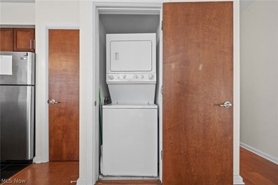 Welcome to sophisticated urban living at its finest in - photo 25
