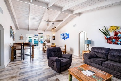 Welcome to your dream waterfront retreat in the heart of the - photo 29