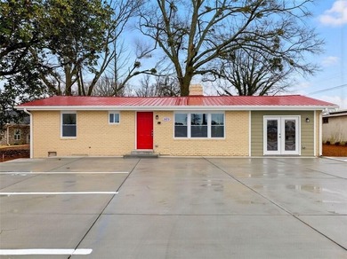 Lake Lanier Commercial For Sale in Flowery Branch Georgia