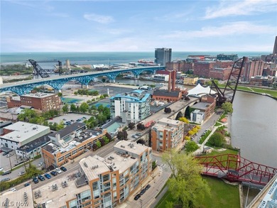 Welcome to sophisticated urban living at its finest in - photo 31