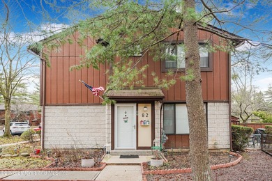 Welcome to The Oaks at Latourette! Come see this move-in ready - photo 2
