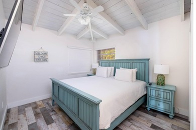 Welcome to your dream waterfront retreat in the heart of the - photo 33