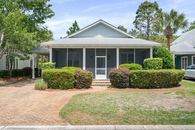 This 3 bed / 2 bath Florida Cottage style home in the lush and - photo 1