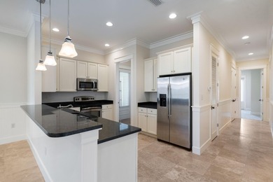 This 3 bed / 2 bath Florida Cottage style home in the lush and - photo 6