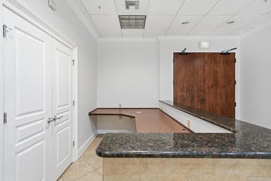 Premium office space available in the heart of Destin. This unit - photo 3
