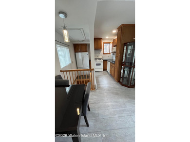 Single family in South Beach, well maintained. Easy access to - photo 4