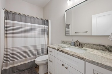 Welcome to the Cottages! This beautiful 2 bed 2 bath well - photo 10