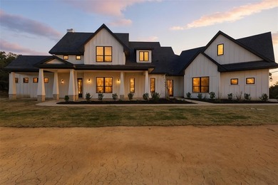 Lake Home For Sale in Sunset, Texas