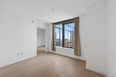 The best priced 2-bedroom, 2-bathroom in Skyline Tower - Queens' - photo 12