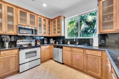 Nestled between Fort Lauderdale Beach and Hugh Taylor Birch - photo 12