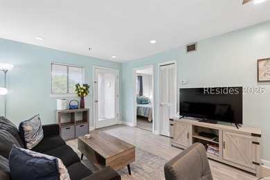 Just a short walk from the beach, this turnkey top-floor 2BR/2BA - photo 13