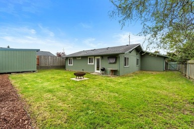 Charming single-level home offering comfort, functionality, and - photo 15