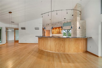 Welcome to your very own piece of Paradise in the highly - photo 15