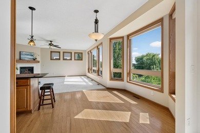 Exceptional pride of ownership is evident throughout this - photo 16