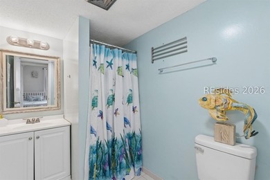 Just a short walk from the beach, this turnkey top-floor 2BR/2BA - photo 20