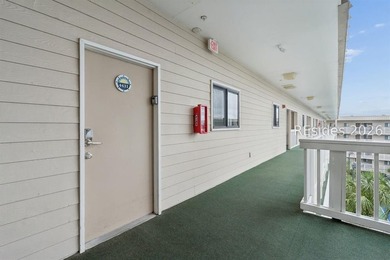 Just a short walk from the beach, this turnkey top-floor 2BR/2BA - photo 21