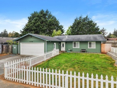 Charming single-level home offering comfort, functionality, and - photo 22
