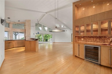 Welcome to your very own piece of Paradise in the highly - photo 27