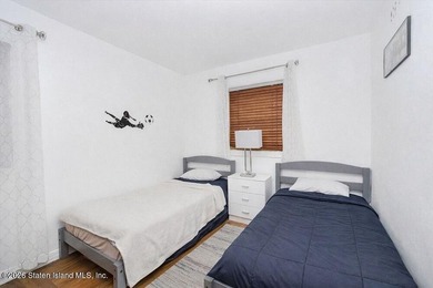 Beautiful Semi-Detached 1-Family Home in an Excellent Location! - photo 9