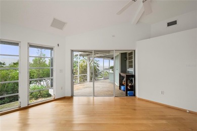 Welcome to your very own piece of Paradise in the highly - photo 31
