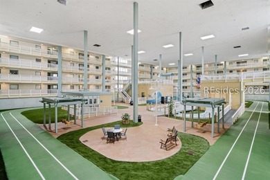 Just a short walk from the beach, this turnkey top-floor 2BR/2BA - photo 32