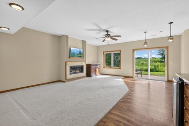 Exceptional pride of ownership is evident throughout this - photo 36
