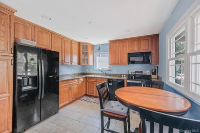 Spacious 4-bedroom, 1.5-bath splanch featuring comfortable - photo 7