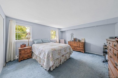 Spacious 4-bedroom, 1.5-bath splanch featuring comfortable - photo 10