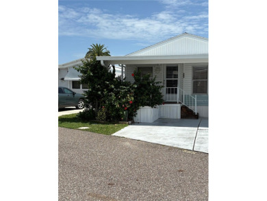 Lake Davenport  Home For Sale in Clermont Florida