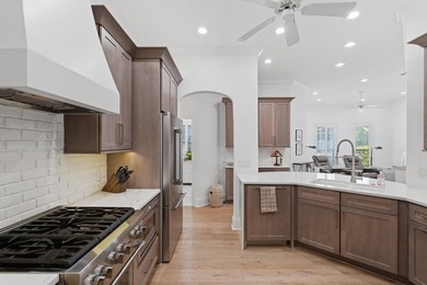 This impeccably designed 2227 sq. ft. single-story home offers 3 - photo 3