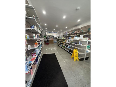 Excellent opportunity to own a well-established pharmacy - photo 6