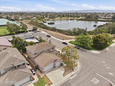 Welcome to 802 Borges Drive, located in the desirable River Oaks - photo 3