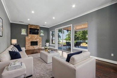 Experience one of the most extraordinary waterfront estates in - photo 13