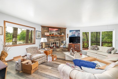 Lake living at its best. Great 3/2 condo on one level. Great - photo 16