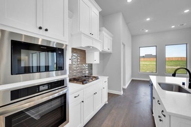 HUGE PRICE IMPROVEMENT AND up to $10,000 flex cash, you do not - photo 10