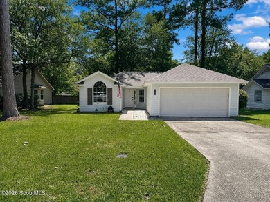 Welcome to easy coastal living in Sugarmill Plantation! This - photo 2