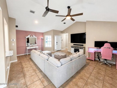 Welcome to easy coastal living in Sugarmill Plantation! This - photo 4