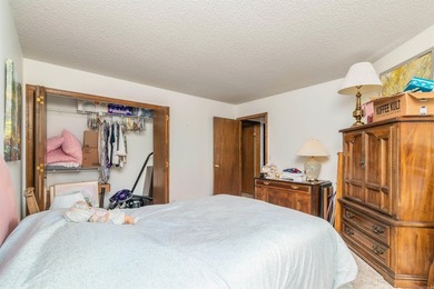 Lake living at its best. Great 3/2 condo on one level. Great - photo 28